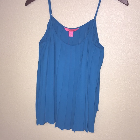 Lilly Pulitzer Rein MR peacock blue top. - Picture 4 of 7